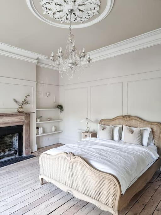 Spacious Victorian Property Белфаст Экстерьер фото