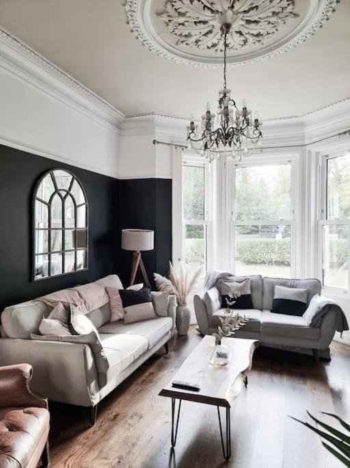 Spacious Victorian Property Белфаст Экстерьер фото